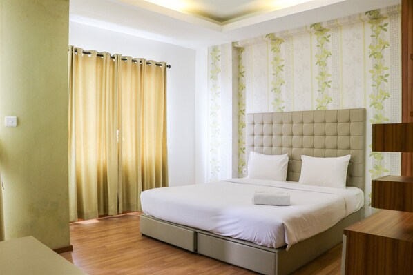 Studio | Free WiFi - Spacious Studio The Edge Bandung Apartment (Cimahi)