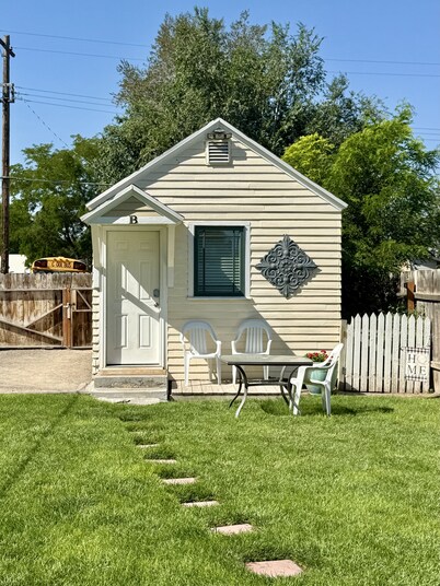 Cozy Studio Cottage - Downtown Twin Falls