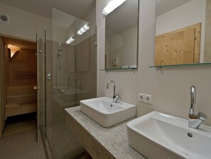 Shower - Chalet in Mittersill near Jochberg Ski Lift (Mittersill)