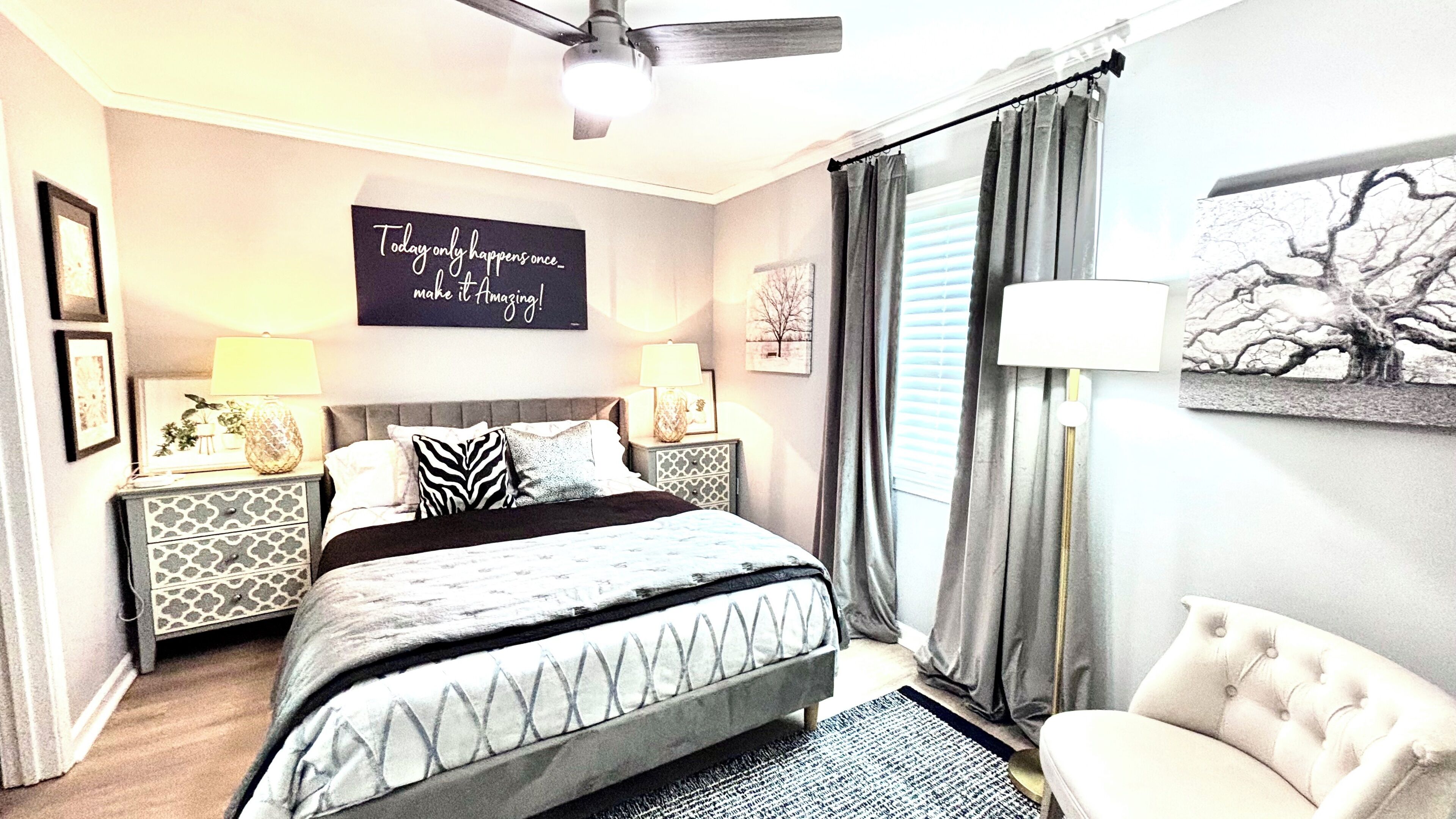 Ensuite bath with smart tv, charging stations and luxe bedding!