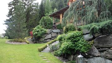 Jardines del alojamiento