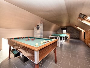 Spielezimmer