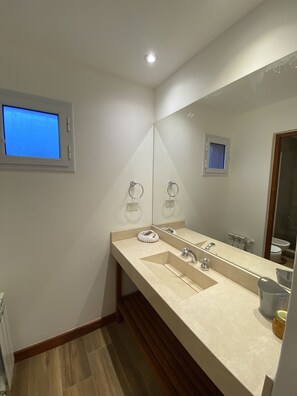 Familienvilla | Badezimmer