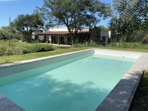 Outdoor pool - ACODEGORA Y AMPLIA CASA EN SALTA (Villa San Lorenzo)