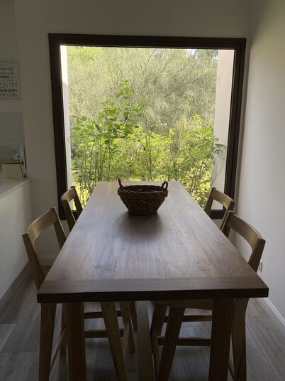 ACODEGORA Y AMPLIA CASA EN SALTA