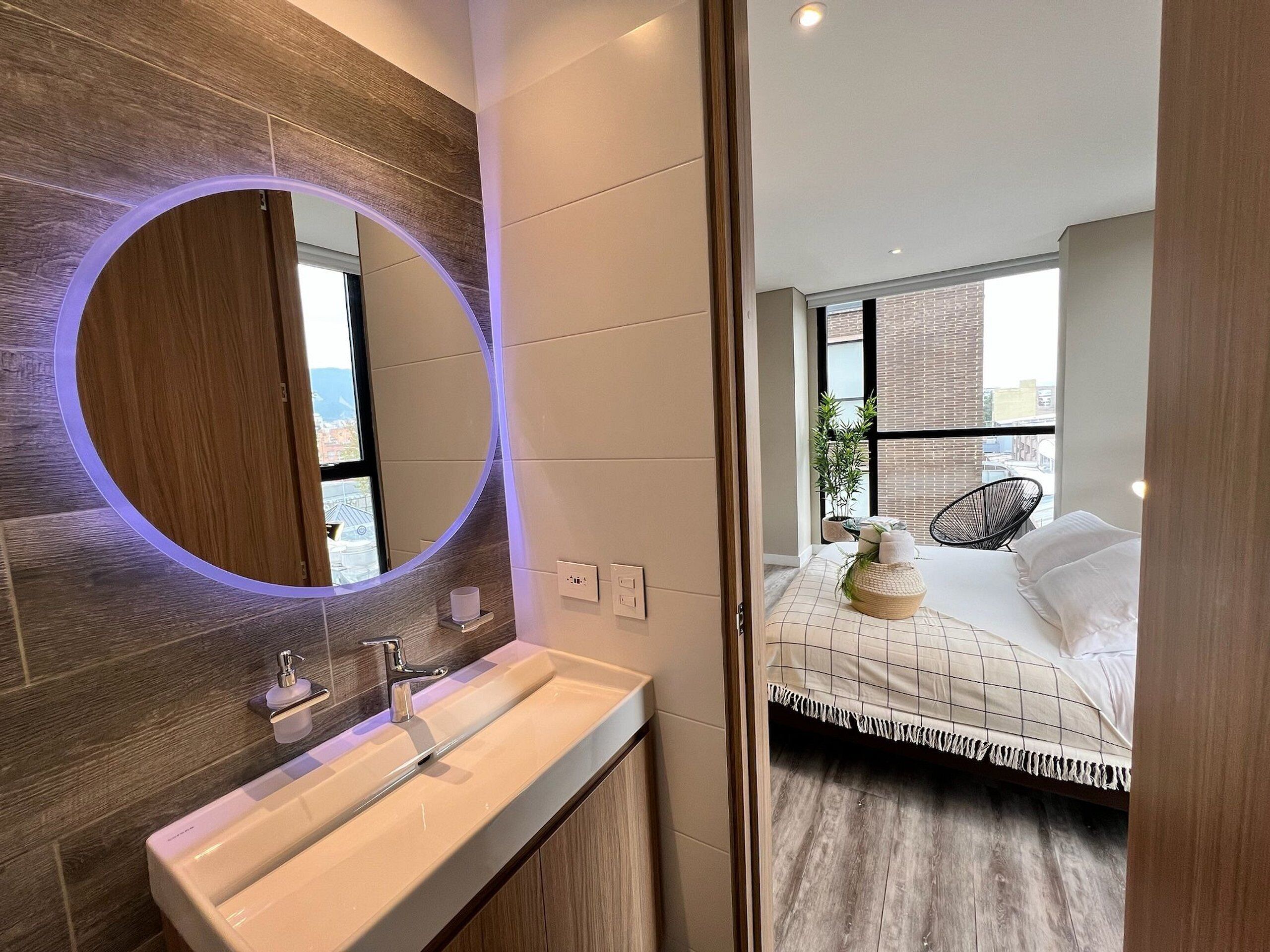 Executive appartement | Verduisterende gordijnen, een strijkplank/strijkijzer, gratis wifi