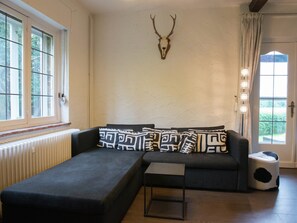 TV, DVD player, stereo