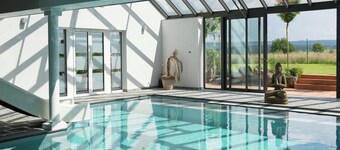 Chalet a Theux con piscina riscaldata e hammam