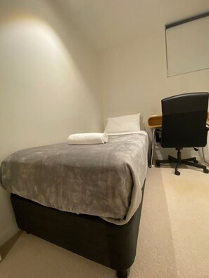 Strykejern/-brett, wi-fi og sengetøy