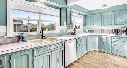 Moby's Pacific Beach Adventure Base - Fall Razor Clamming