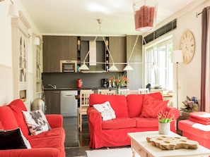 TV, DVD player, stereo
