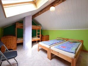 10 bedrooms, WiFi