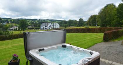 Cottage in Petite Langlire with bubble bath