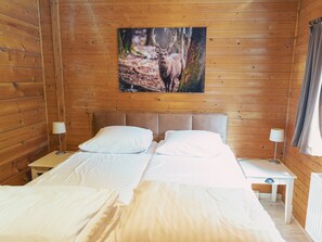 5 bedrooms, WiFi