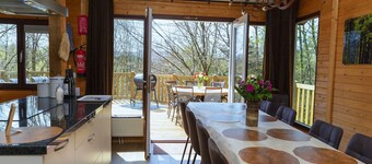 Chalet in Manhay for 9 Person