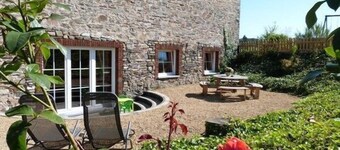 Beautiful gîte in former farmhouse with garden
