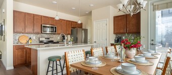 Colorado Haven: 5bd - Pool & Foosball - 10min UCB