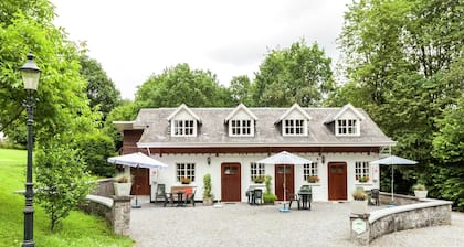Cozy Escape in Bohon