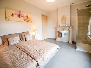 4 habitaciones y wifi