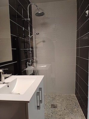 Hair dryer, towels, soap, toilet paper