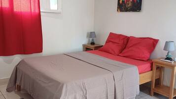 1 bedroom, iron/ironing board, free WiFi, bed sheets