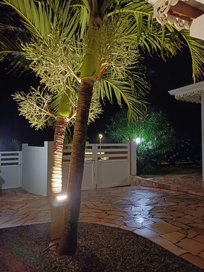 Property grounds - Studio Bien Localisé Pour les Amoureux des Randos, Plages, Sites Touristiques (Le Lorrain)