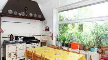 Microwave, oven, dishwasher, highchair