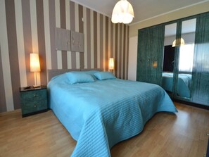 4 室のベッドルーム、WiFi