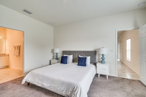3 chambres, bureau, Wi-Fi, draps fournis