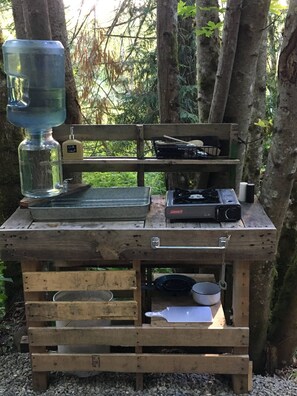 Property grounds - Idealic Island OFF-Grid Glamp + Soak (Marrowstone)
