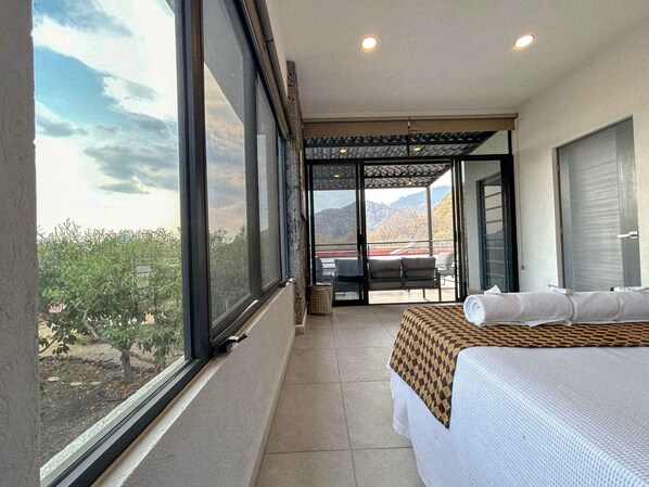 3 bedrooms, iron/ironing board, WiFi, bed sheets - House Surrounded by Nature in Tepoztlán Morelos (Tepoztlán)