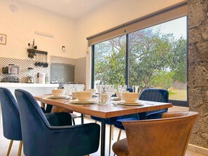 Dining - House Surrounded by Nature in Tepoztlán Morelos (Tepoztlán)