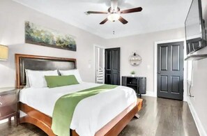 6 bedrooms, iron/ironing board, free WiFi, bed sheets