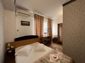 1 bedroom, free WiFi - Pensiunea Nys (Iasi)