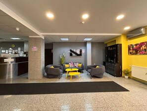 Reception - Pensiunea Nys (Iasi)