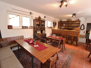 Dining - Cozy Apartment with Pool & Forest (Kirchdorf)