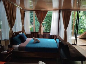 Soundproofing, free WiFi, bed sheets - Cool Waters Jungle Villas (Bahía Ballena)