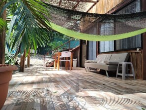 Terrace/patio - Cool Waters Jungle Villas (Bahía Ballena)