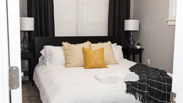 3 dormitoris, planxa i posts de planxar, wifi i roba de llit