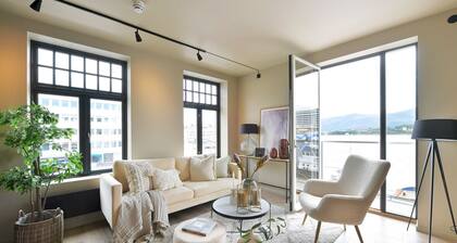 Amazing 3 Bedroom Apartment in the Heart of Aalesund
