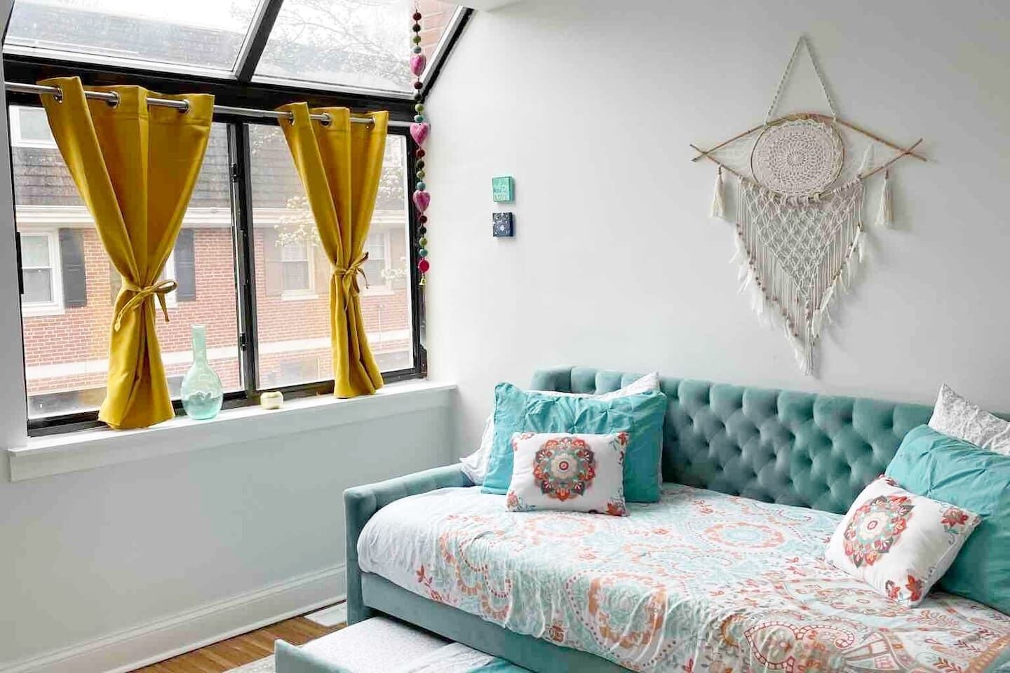A Regal Retreat- Exclusive Parking Prime Local - Cherry Hill, NJ
