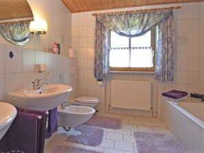 Douche, bidet