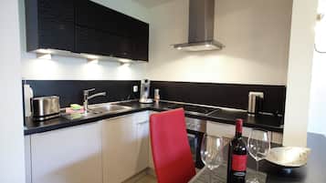 Fridge, oven, stovetop, highchair