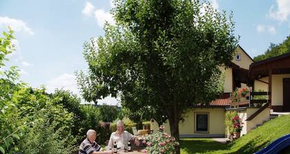 Ferienhaus in Franken nahe Burgen & Höhlen