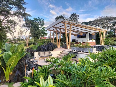 Cannatel Exclusive Hotel