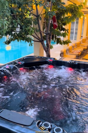 Hot springs - Hotel ERA (Pristina)