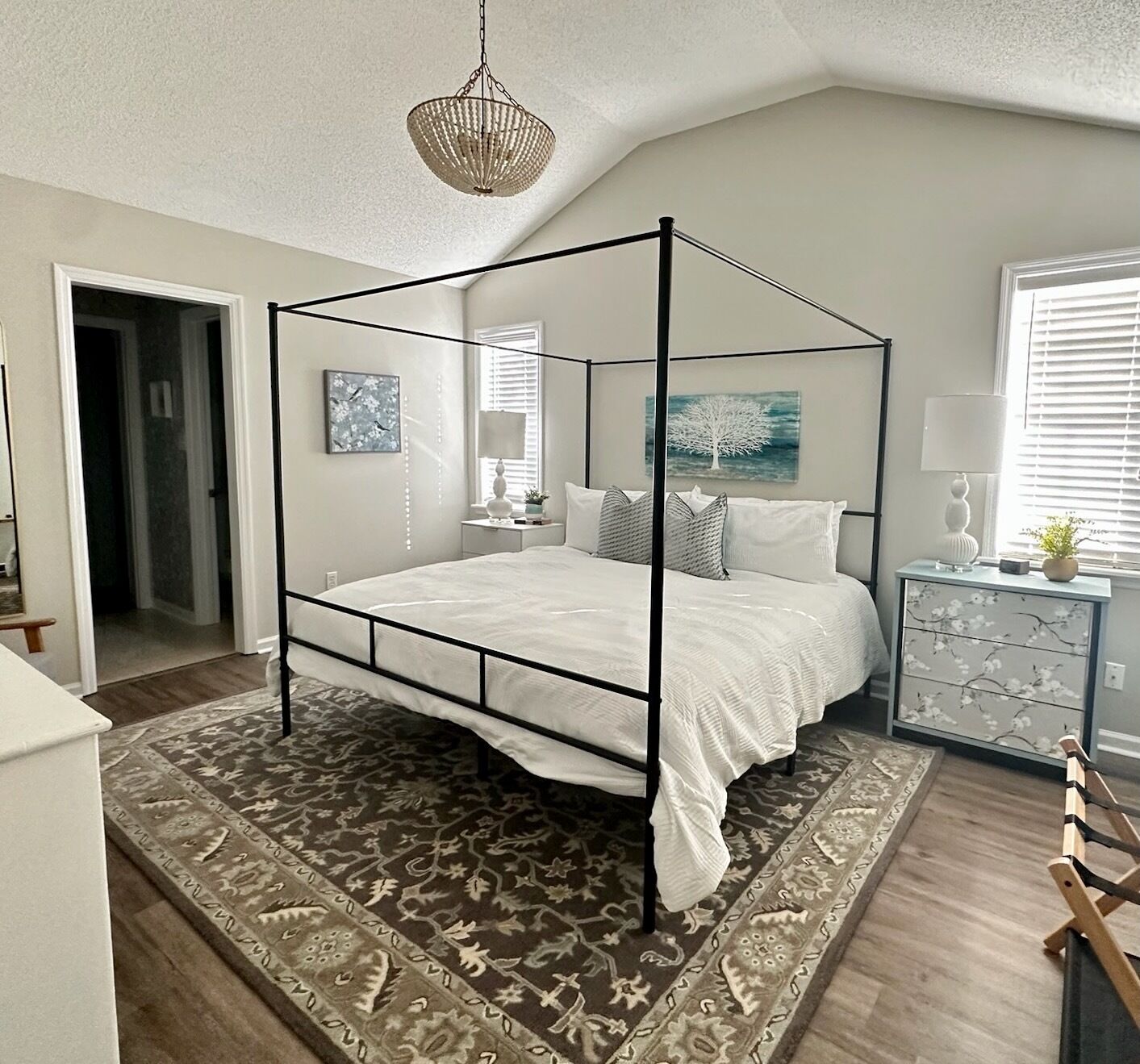 4 bedrooms, iron/ironing board, travel crib, free WiFi