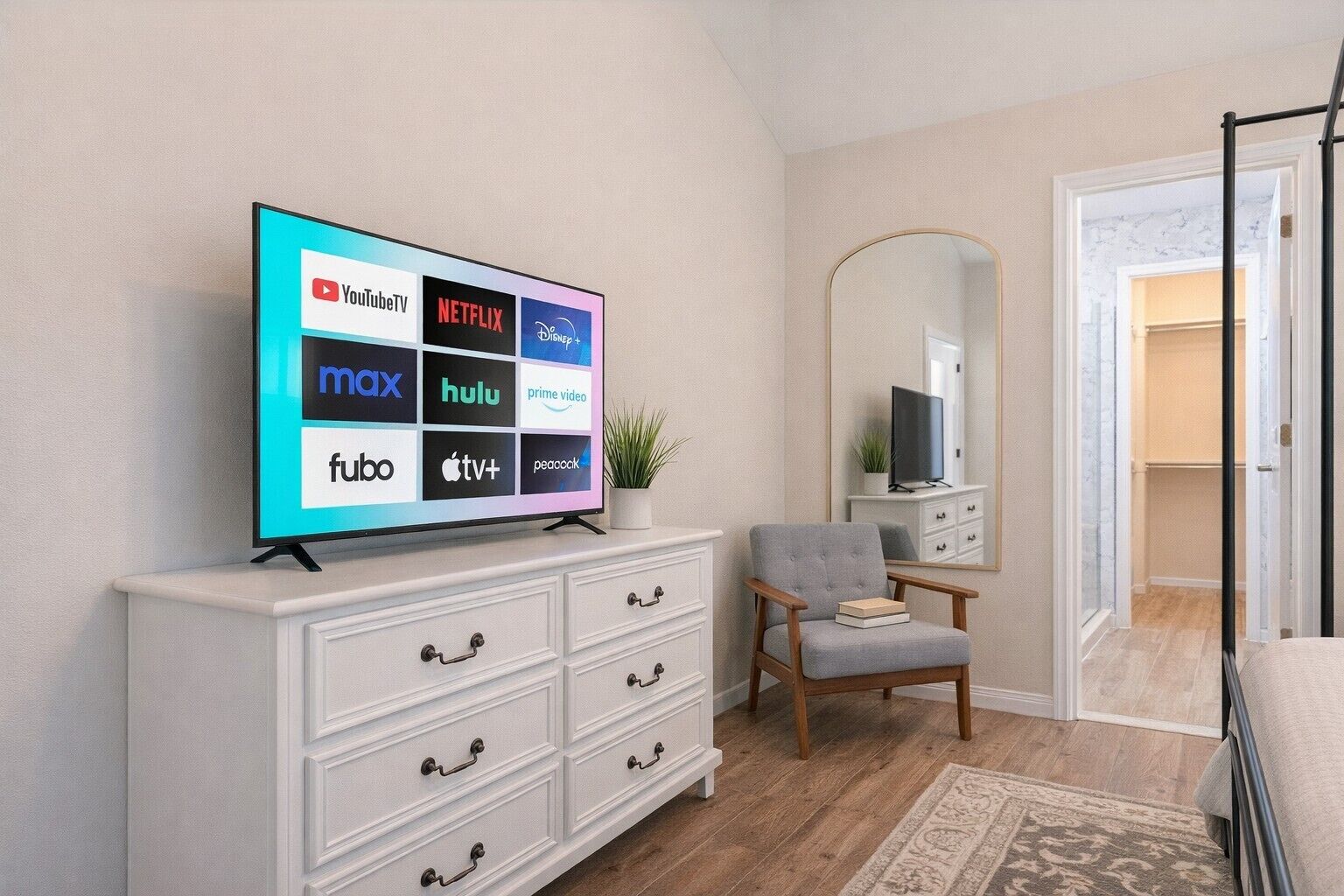 4 chambres, fer et planche à repasser, lit parapluie, Wi-Fi gratuit