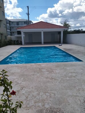 Piscina a l'aire lliure 
