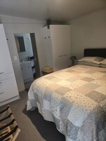 Panoramic Villa | 1 bedroom, soundproofing, iron/ironing board, free WiFi